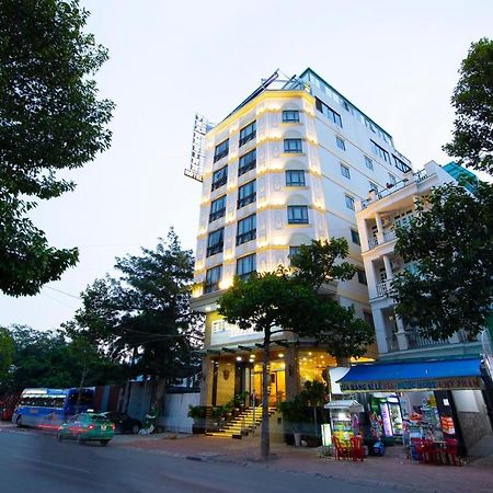 Thanh Binh Hotel Ho Chi Minh City Exterior photo